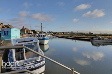 High Street, Queenborough 4 bed townhouse for sale