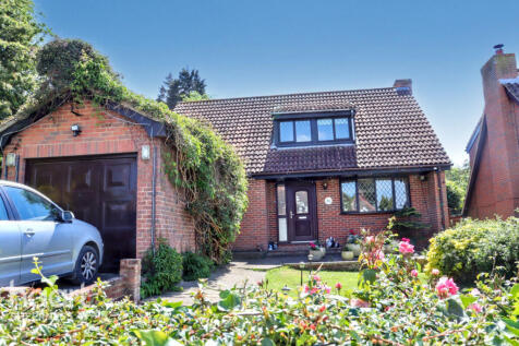Hillside Road, Minster on sea 4 bed detached house for sale