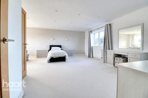 Stanley Avenue, Minster on Sea 5 bed detached house for sale
