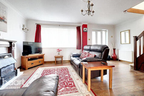 Nelson Avenue, Sheerness 3 bed detached house for sale