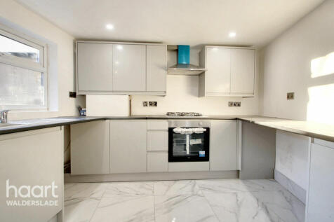 Constitution Road, Chatham 3 bed terraced house for sale