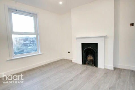 Constitution Road, Chatham 3 bed terraced house for sale