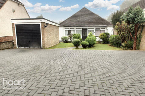 Chestnut Avenue, Chatham 3 bed detached bungalow for sale