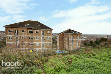 Longhill Avenue, Chatham 1 bed flat for sale