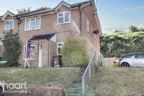 1 bedroom end of terrace house for sale