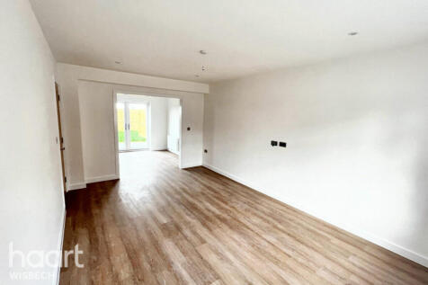 Orchard Way, Wisbech St Mary 3 bed semi