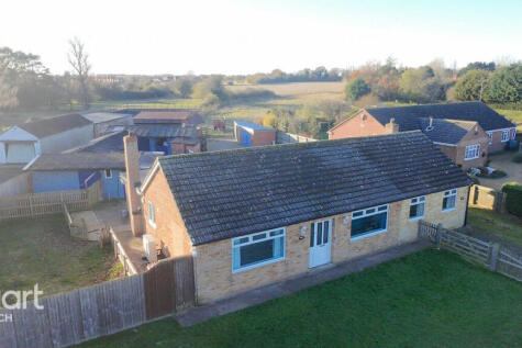 Chalk Road, Walpole St Peter 4 bed detached bungalow for sale