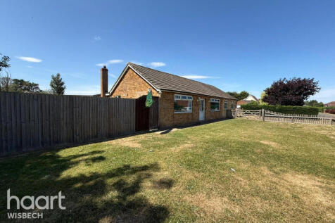 Chalk Road, Walpole St Peter 4 bed detached bungalow for sale