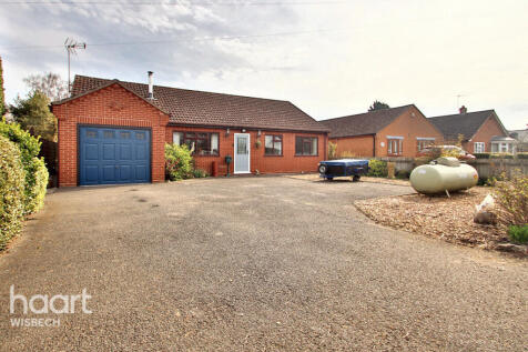 Station Road, Wisbech St Mary 3 bed detached bungalow for sale
