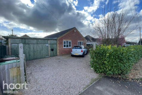 Leverington Common, Leverington 3 bed detached bungalow for sale