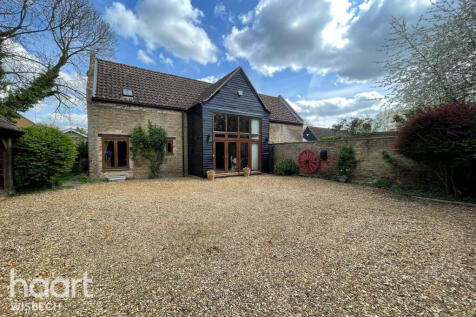 Well End, Friday Bridge 4 bed barn conversion for sale