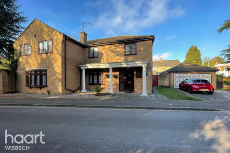 Wedgwood Drive, Wisbech 4 bed detached house for sale