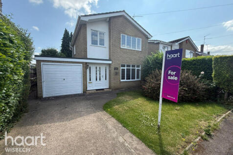 Clarence Road, Wisbech 3 bed detached house for sale