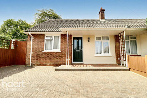 2 bedroom semi-detached bungalow for sale