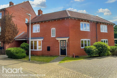 3 bedroom semi-detached house for sale