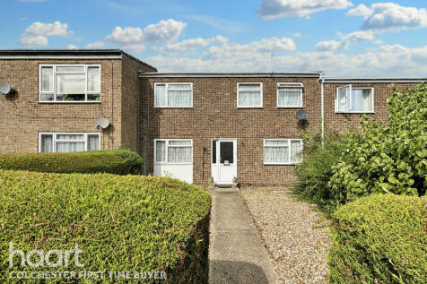 Buckingham Drive, Colchester 3 bed terraced house for sale