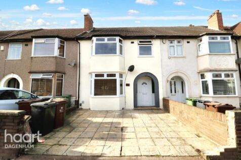 Crosby Road, Dagenham 3 bed terraced house for sale