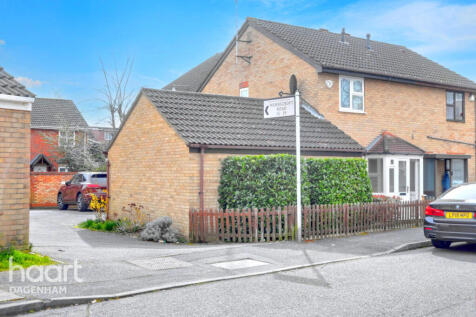 2 bedroom end of terrace house for sale