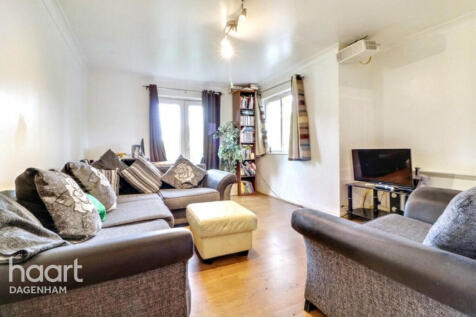 Marine Drive, Barking 2 bed flat for sale