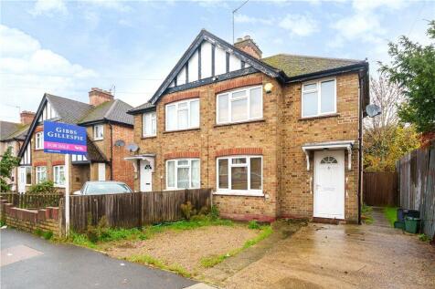 Clifton Gardens, Hillingdon, Middlesex 3 bed semi