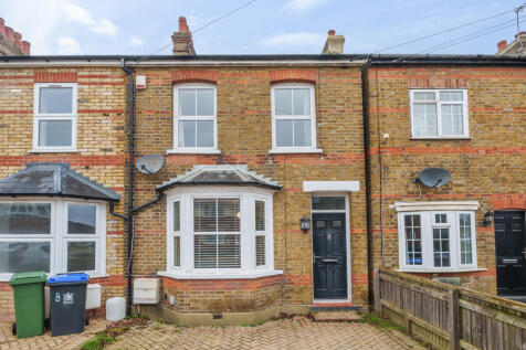 Newtown Road, Denham, Uxbridge 4 bed semi