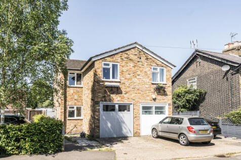 Rockingham Parade, Uxbridge 3 bed semi