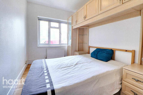 Wembley Park 2 bed flat for sale