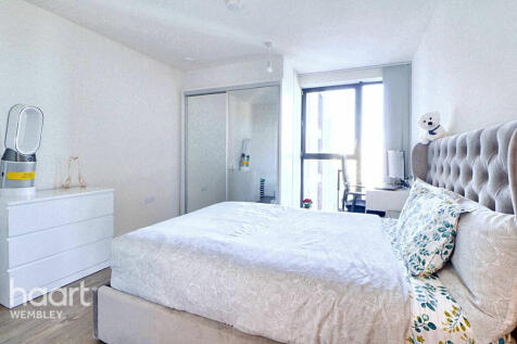 North end Road, Wembley 2 bed flat for sale