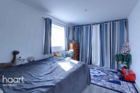 North Wembley 2 bed maisonette for sale