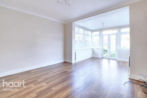 Barn Hill Estate 5 bed detached house for sale