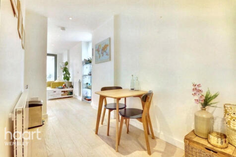 1 bedroom apartment for sale