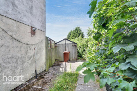 Waterdown Road, Nottingham 3 bed terraced house for sale