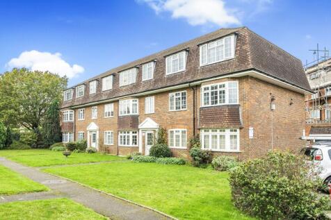 Grosvenor Court, Guildford GU4 3 bed flat for sale