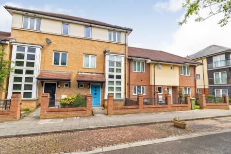 4 bedroom terraced house for sale