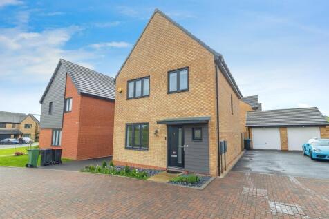 4 bedroom detached house for sale