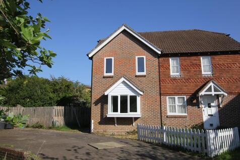 2 bedroom semi-detached house for sale