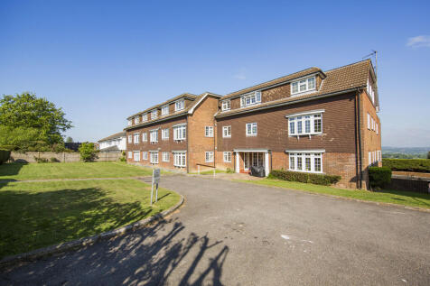Mayfield Court, Broad Oak, Heathfield 2 bed flat for sale