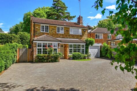Thirlmere Crescent, Fleet GU52 4 bed detached house for sale