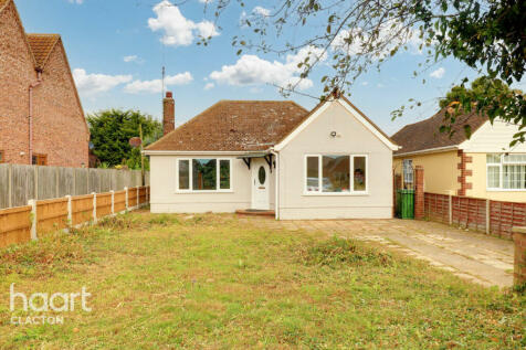 2 bedroom detached bungalow for sale