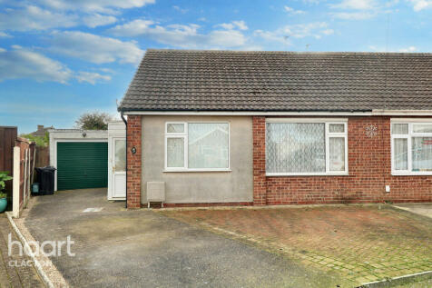 2 bedroom semi-detached bungalow for sale