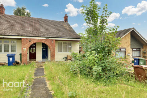 2 bedroom semi-detached bungalow for sale