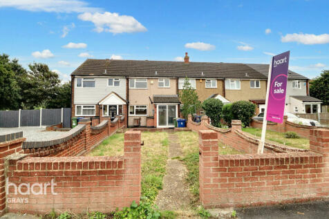 3 bedroom terraced house for sale