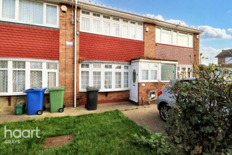 Chaucer Close, Tilbury 3 bed terraced house for sale