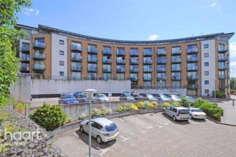 Barrier Road, Chatham 1 bed apartment for sale
