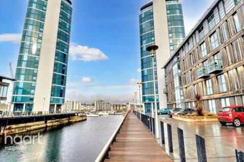 Dock Head Road, CHATHAM 2 bed flat for sale