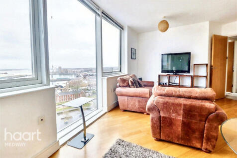 Dock Head Road, CHATHAM 2 bed flat for sale