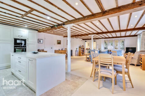 Greys Mill, Maldon Road, Kelvedon 3 bed apartment for sale