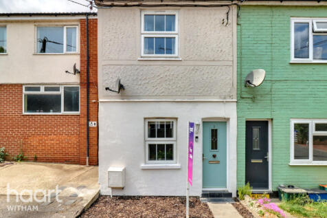 2 bedroom semi-detached house for sale