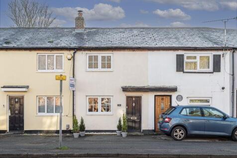 Western Road, Tring 2 bed terraced house for sale