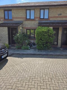 1 bedroom maisonette for sale